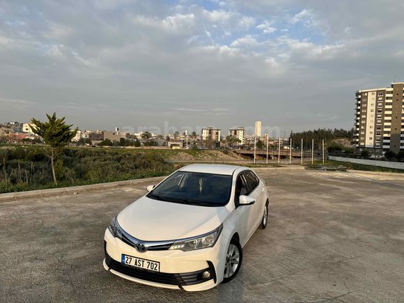 Sahibinden Toyota Corolla 1.4 D-4D Advance 2018 Model 