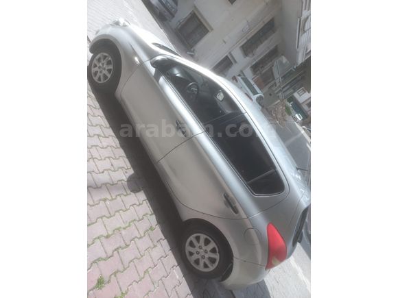 Sahibinden Hyundai i20 Troy 1.2 DOCH mode  2011 Model