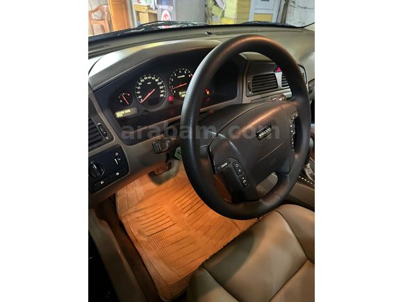 Sahibinden Volvo V70 2.0 T 2000 Model 