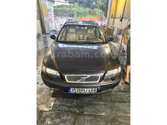 Sahibinden Volvo V70 2.0 T 2000 Model 