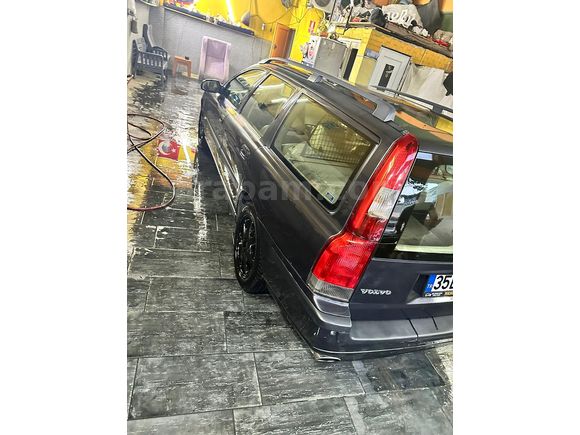 Sahibinden Volvo V70 2.0 T 2000 Model 