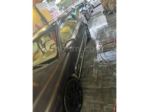 Sahibinden Volvo V70 2.0 T 2000 Model 