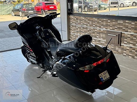 ÖZSAĞLAM'dan 2014 Model Honda Goldwing F6B Bagger 60binde Siyah