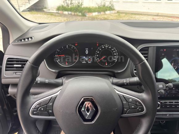 Sahibinden Renault Megane 1.3 TCe Joy 2022 Model 