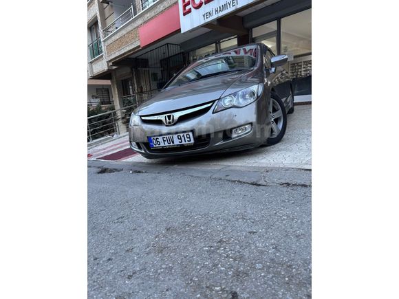 Sahibinden Honda Civic 1.6i VTEC Elegance 2009 Model 