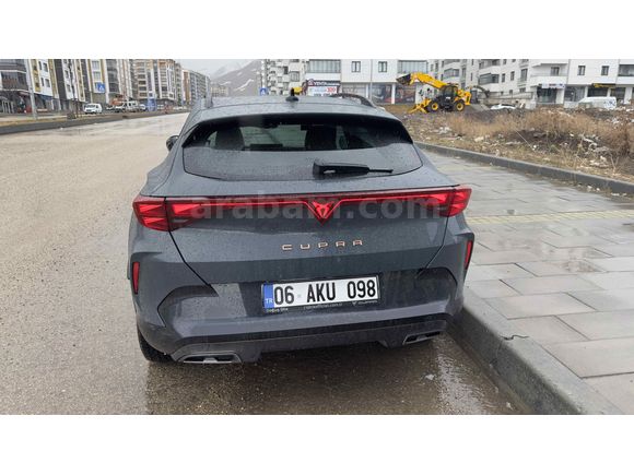 Cupra Formentor 1.5 e-TSI 2024 Model 18.000 km