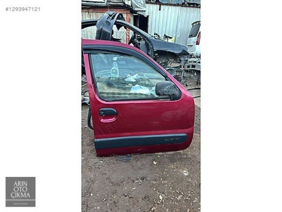 RENAULT KANGO SAĞ ÖN KAPI