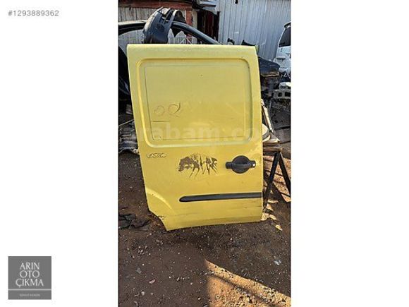 FİAT DOBLO CARGO SAĞ ARKA KAPI