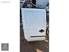FİAT DOBLO CARGO SAĞ ARKA KAPI