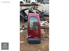 RENAULT KANGOO BAGAJ KAPAĞI