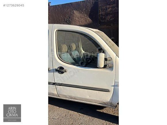Fiat Doblo sağ ön kapı