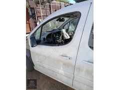 PEUGEOT PARTNER TEPE SOL ÖN KAPI DOLU HATASIZ ORJİNAL