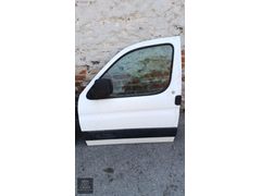 puegot partner sol ön kapı orginal hatasız