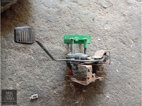 FORD CONNET GAZ PEDALI