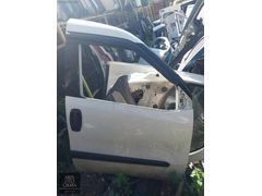 FİAT DOBLO GENİŞ AİLE SAĞ ÖN KAPI DOLU ORJİNAL