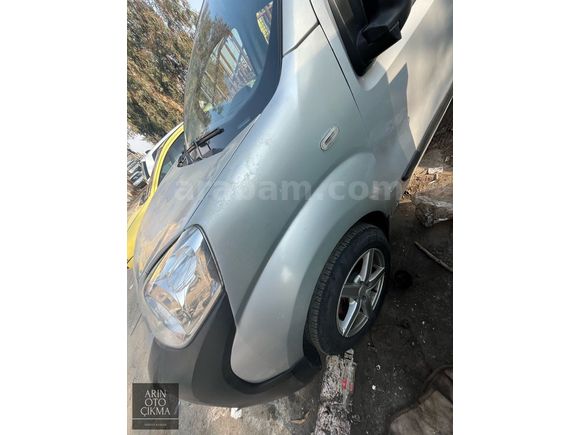 peugeot bipper sol ön çamurluk orjinal