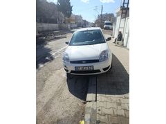 Sahibinden Ford Fiesta 1.4 TDCi Comfort 2005 Model