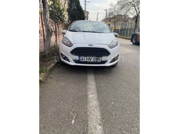 Sahibinden Ford Fiesta 1.5 TDCi Trend 2013 Model 