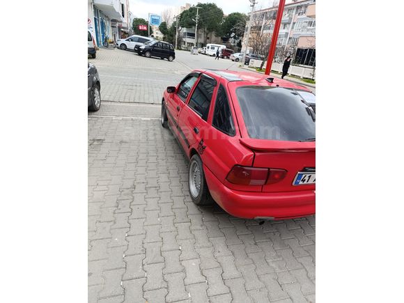 Sahibinden Ford Escort 1.6 CLX 1996 Model