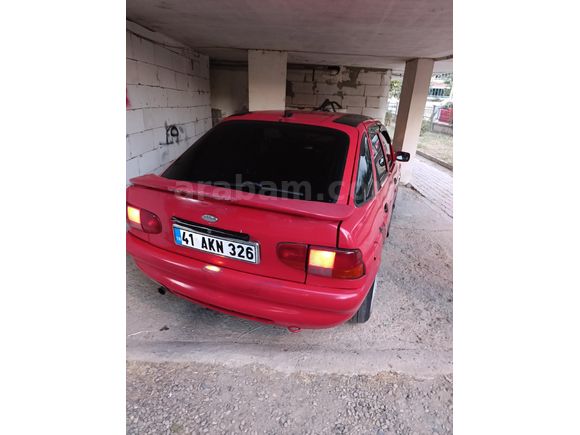 Sahibinden Ford Escort 1.6 CLX 1996 Model
