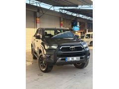 Sahibinden Toyota Hilux 2.4 D-4D 4x4 Invincible 2023 Model 