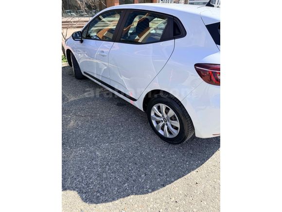 Hatasız Renault Clio 1.0 TCe Joy 2023 Model 