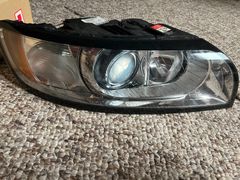 VOLVO V50 ÇIKMA ORJİNAL SAĞ - SOL FAR