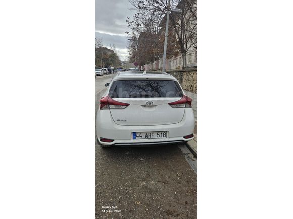 Sahibinden Toyota Auris 1.4 D-4D Advance Skypack 2016 Model 2017 Tarihli çıkışlı