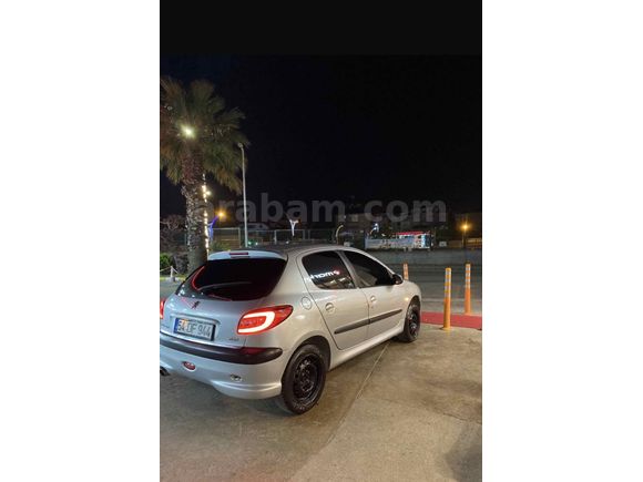 Sahibinden Peugeot 206 1.4 XT 2004 Model 