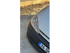 EMSALİNDE TEK