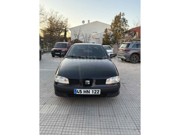 MOTOR YENİ, BU FİYATA BÖYLE ARAÇ YOK! Seat Cordoba 1.9 TDI Signo 2000 Model 