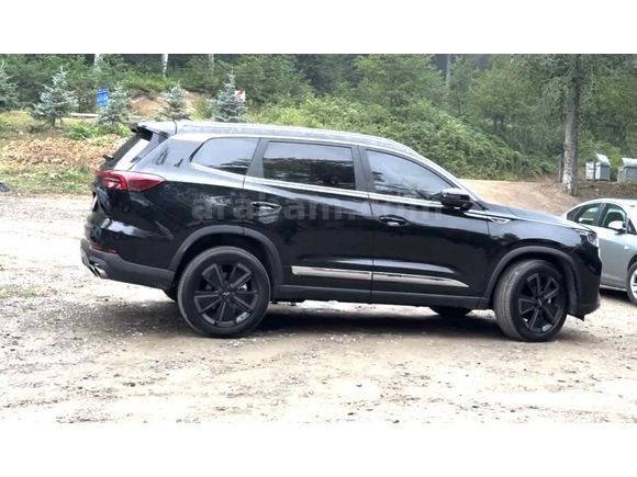 İlk Sahibinden 2025 Çıkışlı Tiggo 8 Pro Max Intelligent 