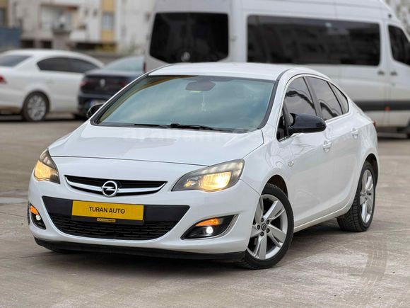 Sahibinden Opel Astra 1.4 T Cosmo 2013 Model  
ACİL SATILIK
