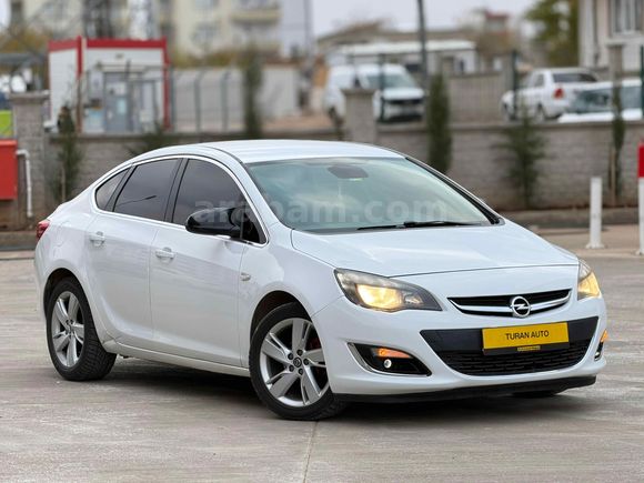 Sahibinden Opel Astra 1.4 T Cosmo 2013 Model  
ACİL SATILIK