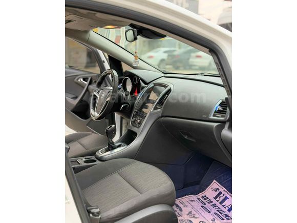 Sahibinden Opel Astra 1.4 T Cosmo 2013 Model  
ACİL SATILIK