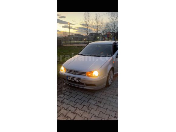 Volkswagen Golf 1.6 Comfortline 2001 Model