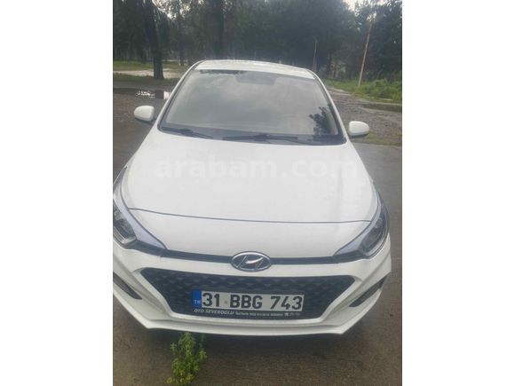Sahibinden Hyundai i20 1.4 CRDi Style 2018 Model 