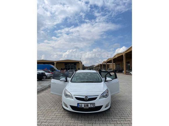 Sahibinden Opel Astra 1.3 CDTI Enjoy Plus 2012 Model Malatya 215.000 km Beyaz
