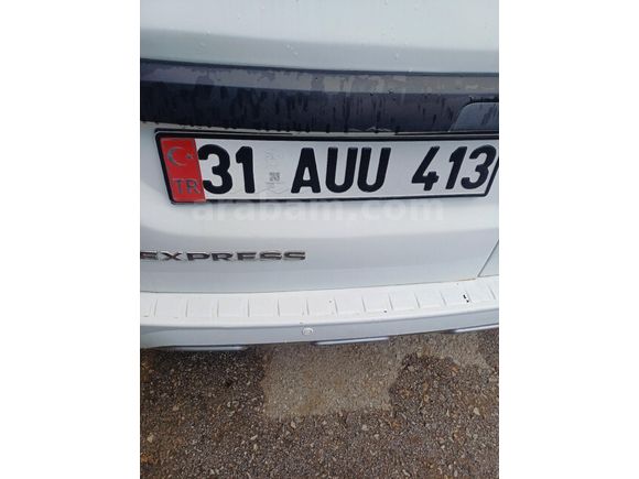 Sahibinden Renault Express Combi 1.5 BlueDCI Touch 2023 Model
