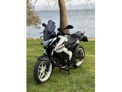 2023 NS 200 ABS BU EMSALDE TEMİZLİKTE YOK