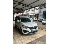 Sahibinden Renault Express Combi 1.5 BlueDCI Joy 2023 Model 