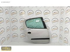 BEĞEN OTO ÇIKMA PARÇA DÜNYASI PEUGEOT 206 SAĞ ARKA KAPI