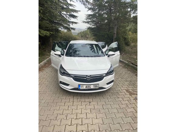 2.SAHİBİNDEN GARAJ ARACI OPEL ASTRA K 