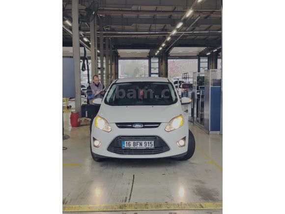 Sahibinden Ford C-Max 1.6 TDCi Titanium 2015 Model