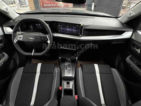 2025OPEL FRONTERA-E ÇİFT RENK KNOKTA ISITMALI KOLTUK DİREKSİYON