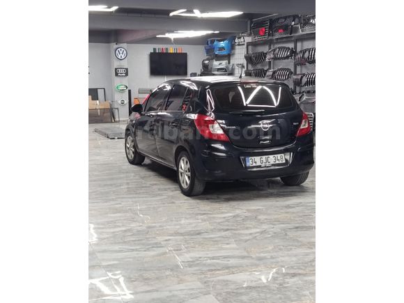 Sahibinden Opel Corsa 1.3 CDTI Enjoy 2011 Model  304.000 km Siyah