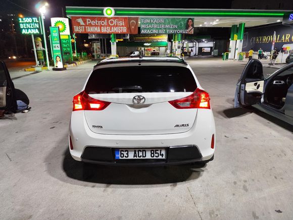 Sahibinden Toyota Auris 1.4 D-4D Active Skypack 2013 Model
