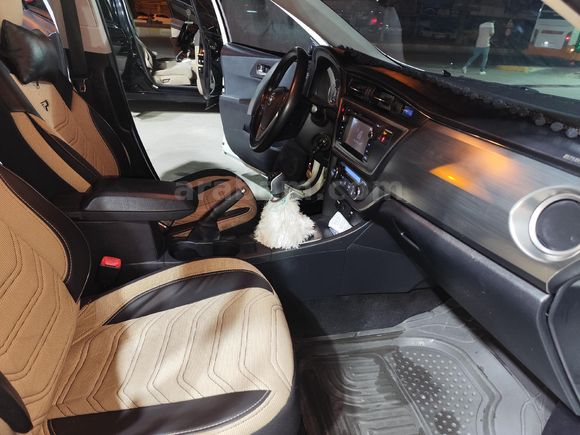 Sahibinden Toyota Auris 1.4 D-4D Active Skypack 2013 Model
