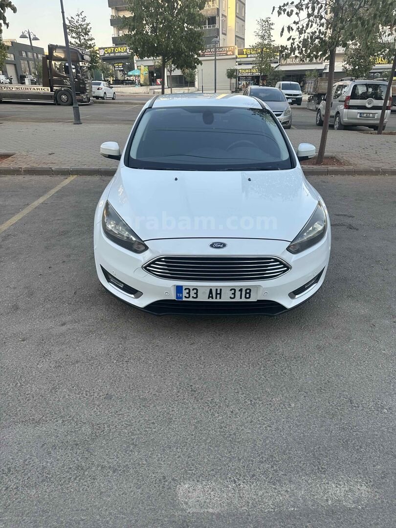 Galeriden Ford Focus 1.5 TDCi Titanium 2016 Model Gaziantep 265.000 km Beyaz 3
