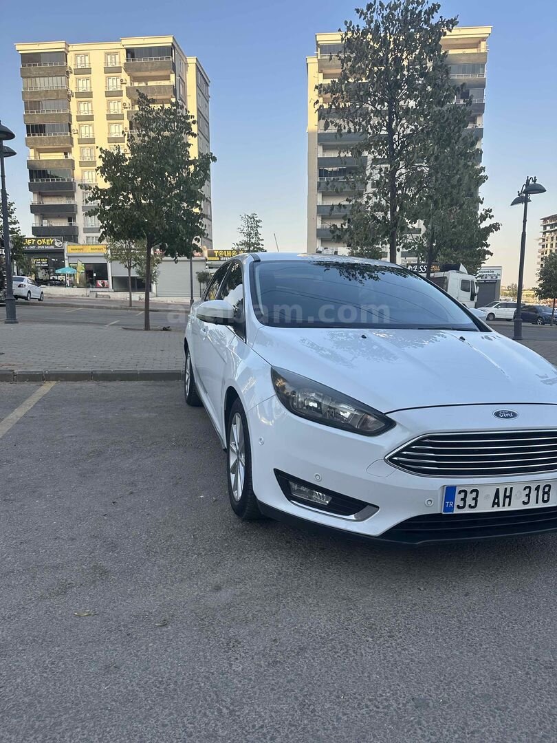 Galeriden Ford Focus 1.5 TDCi Titanium 2016 Model Gaziantep 265.000 km Beyaz 5